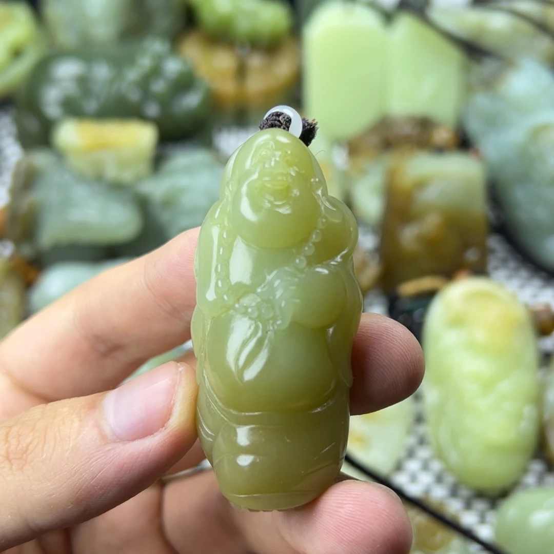 和田玉未镶嵌挂件