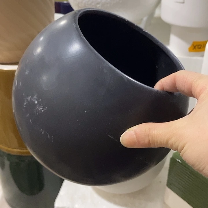 陶盆有孔 瑕疵针孔漏釉介意勿拍外高 16外口13