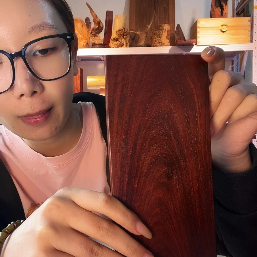 紫檀木类端景台艾****龙木木