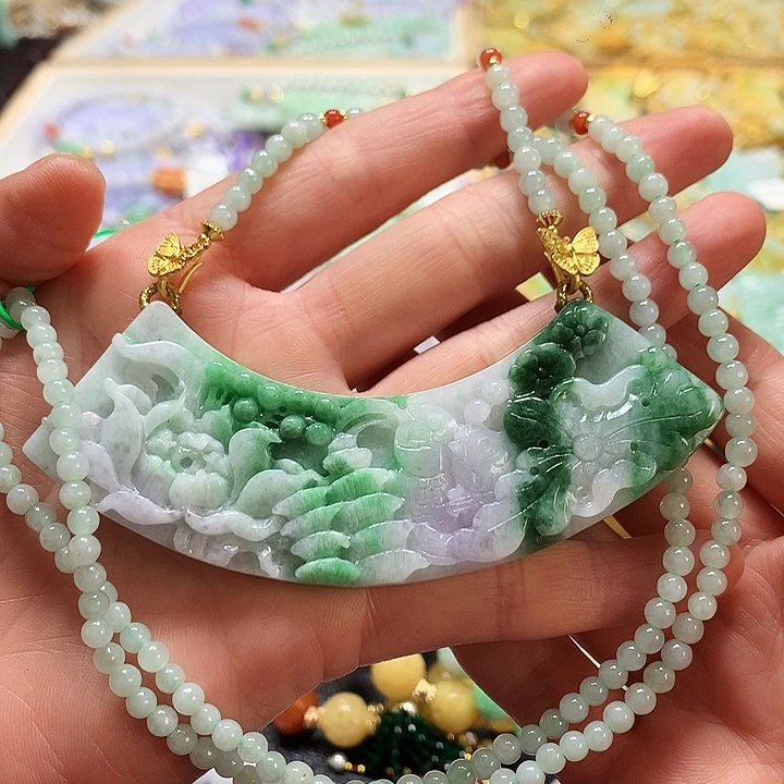 翡翠颈饰未镶嵌吊坠