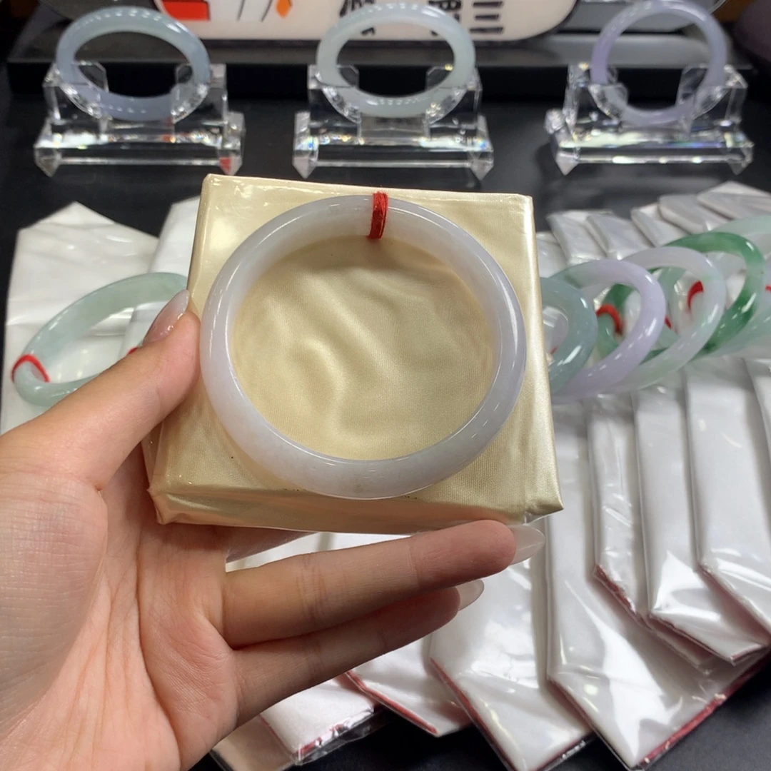 翡翠未镶嵌手镯58