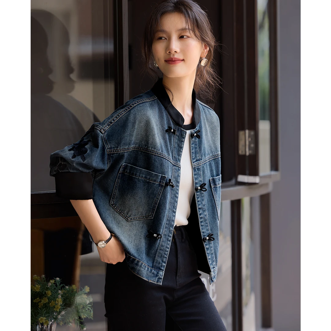 XWI/欣未新中式撞色绣花牛仔外套女2025秋时尚设计感气质百搭上衣