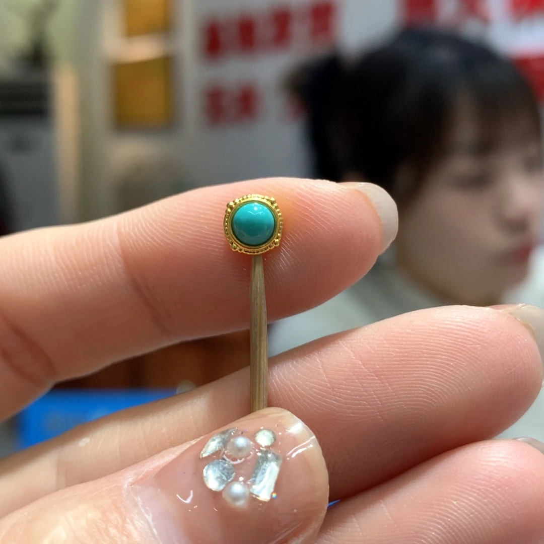 绿松石配饰18K金镶嵌