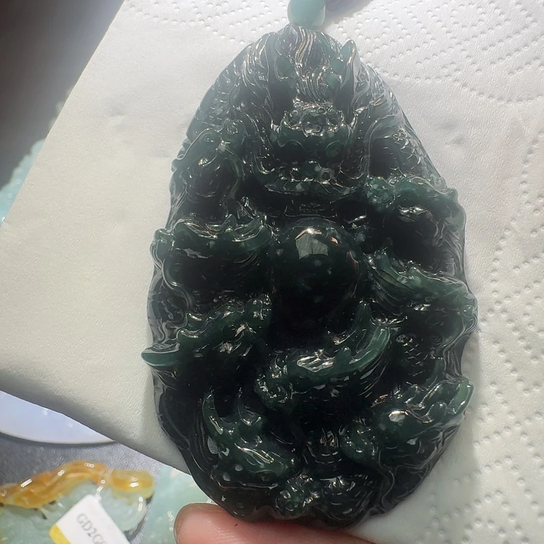 翡翠未镶嵌颈饰吊坠