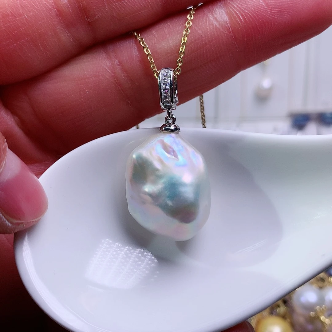 淡水珍珠吊坠(赠链)未镶嵌