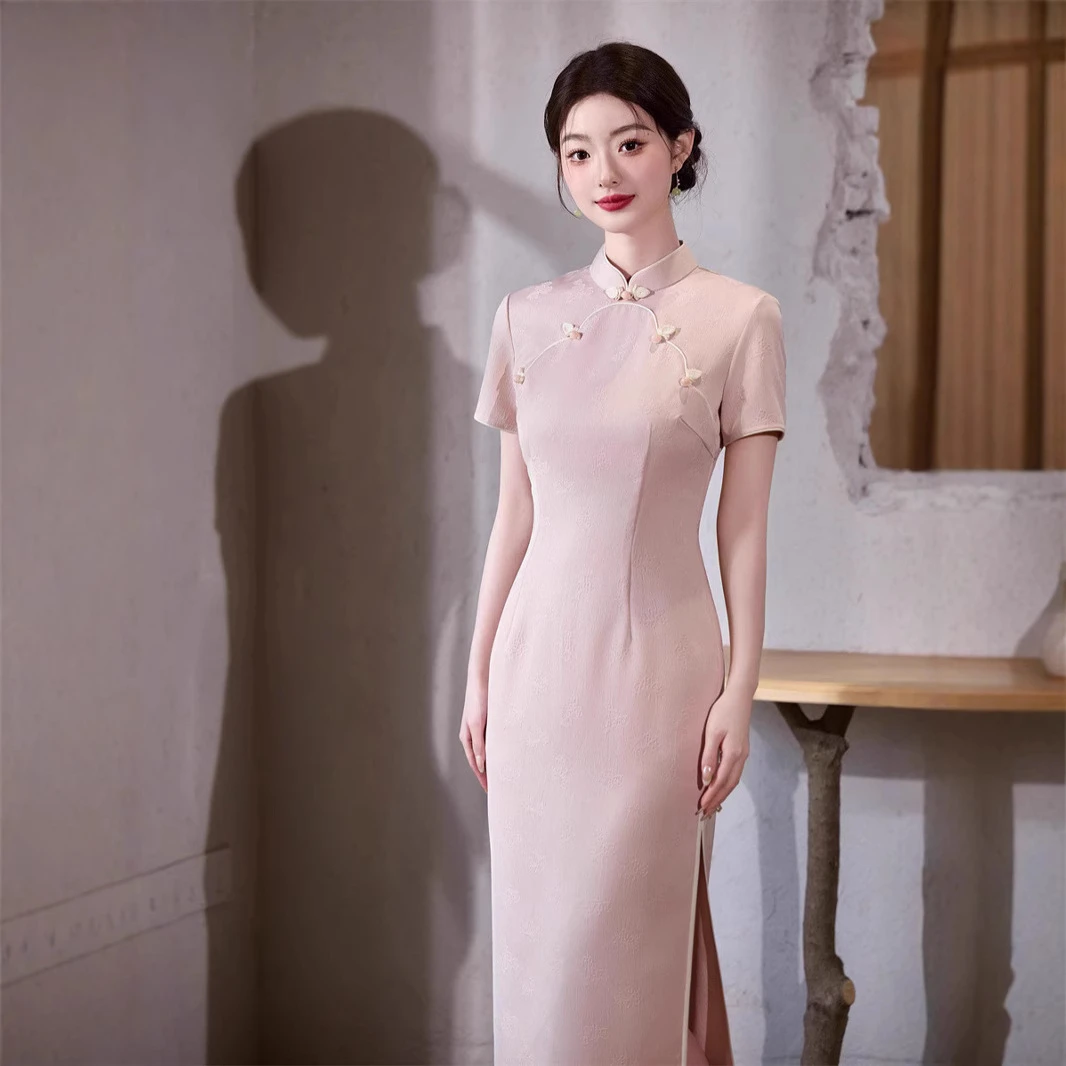 粉黛香凝 | 2025夏季新款粉色圆襟提花中长款旗袍新中式国风旗袍