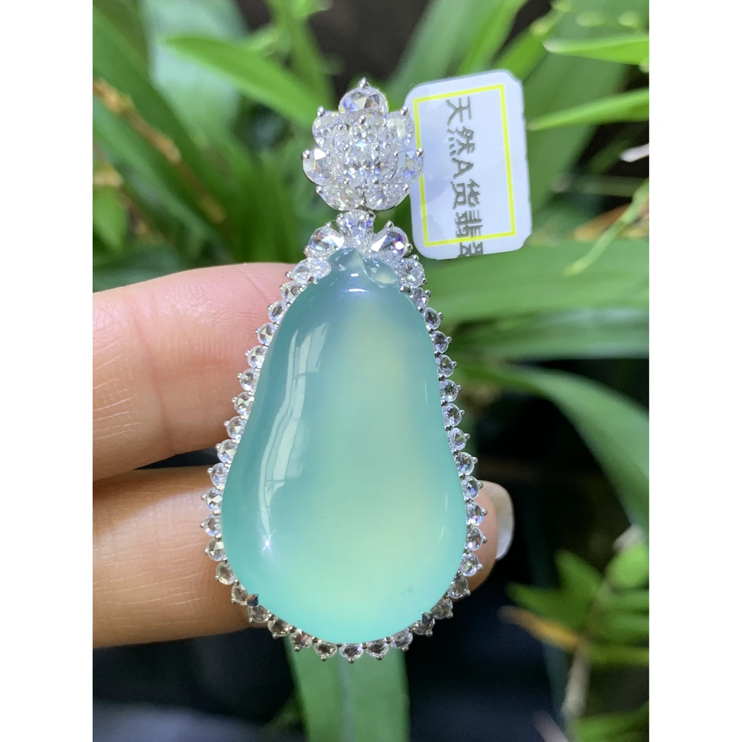 冰蓝福瓜吊坠天然翡翠A货裸石：31*19*4.5mmZGF2.21气质时尚冰透