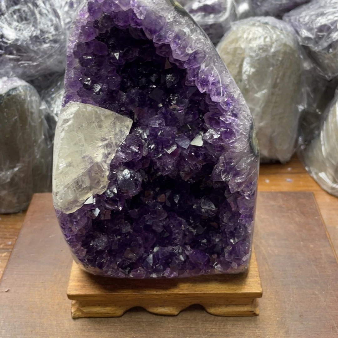 未镶嵌紫晶摆件紫晶