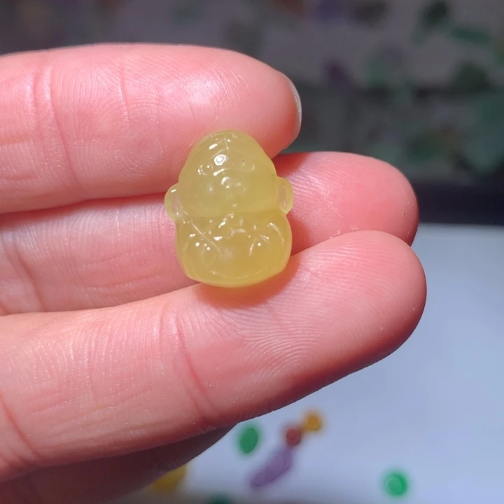 翡翠未镶嵌颈饰挂件