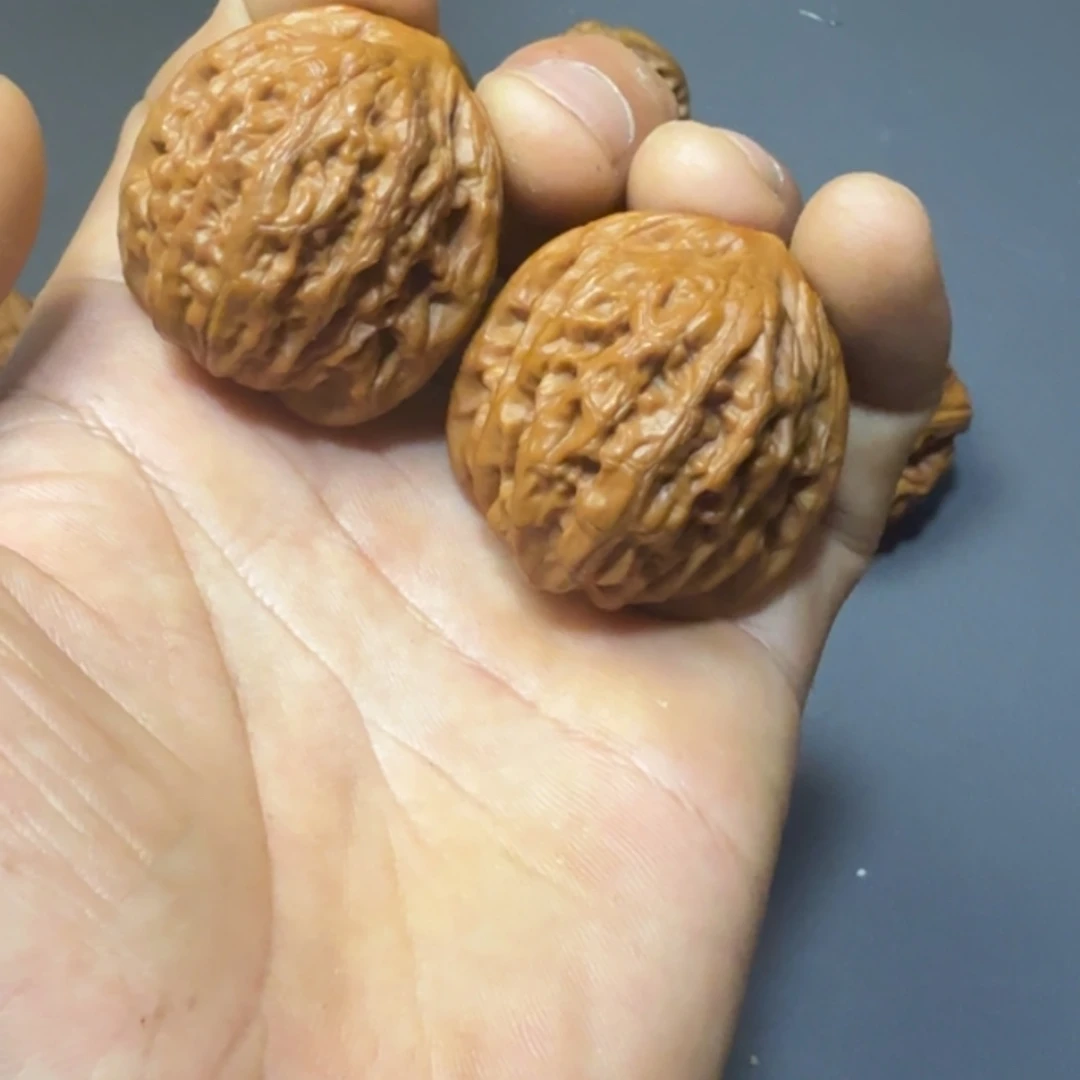 文玩核桃把件全品铁锤38