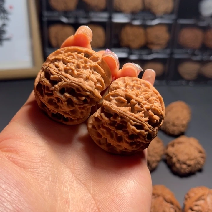 文玩核桃吊坠苹果园39