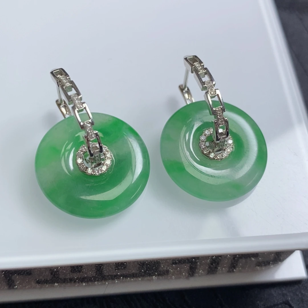 翡翠18K金镶嵌耳饰甜甜圈