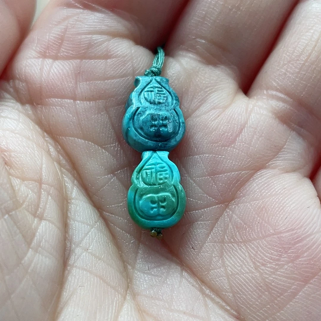 绿松石颈饰未镶嵌