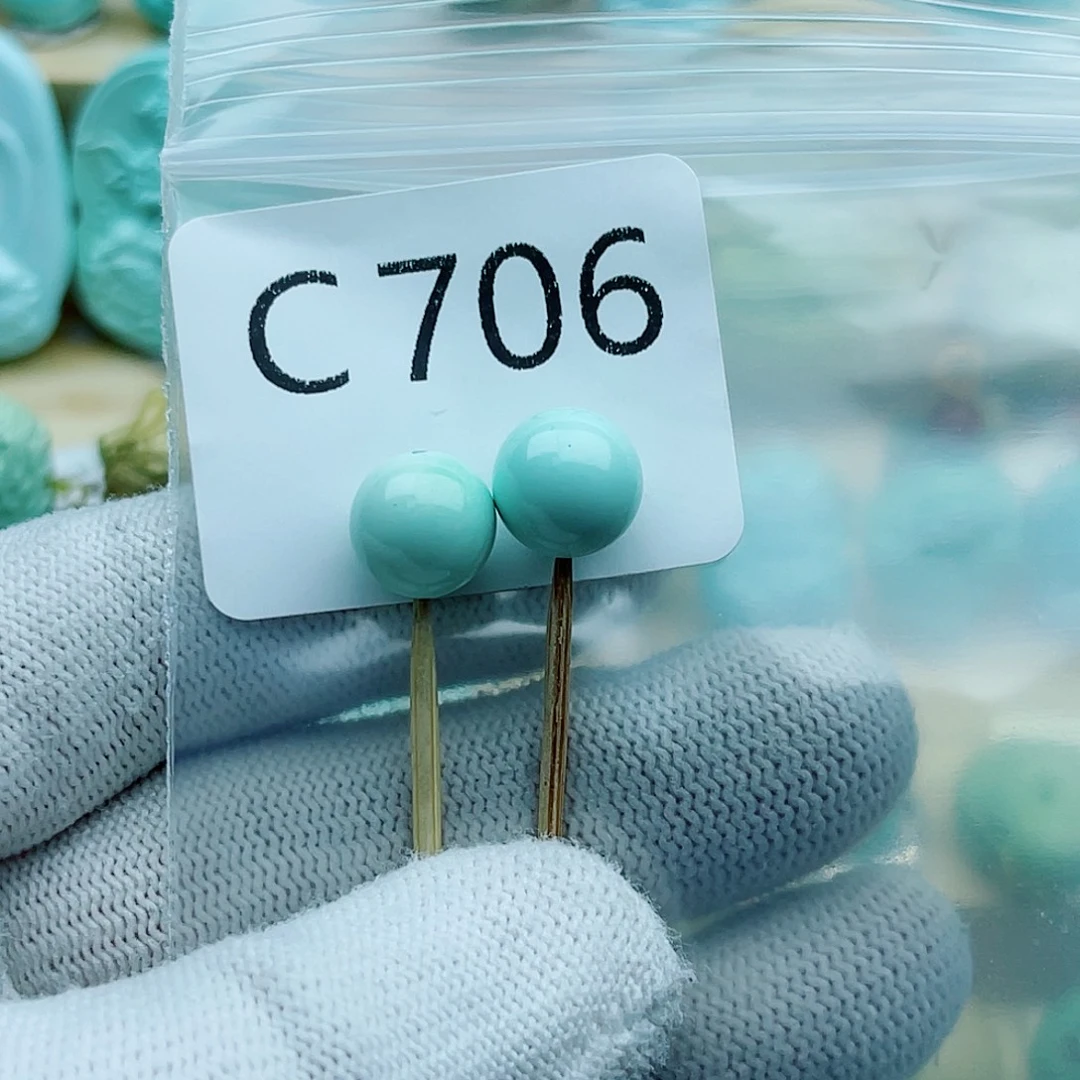 一***光绿松石未镶嵌珠宝奇石