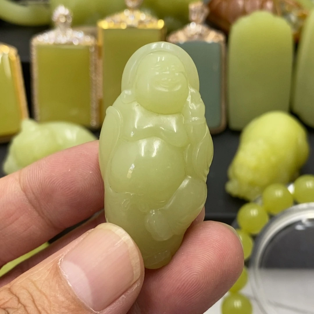 吊坠(不含链)未镶嵌和田玉（黄玉）