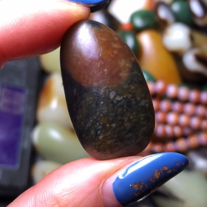 和田玉未镶嵌珠宝奇石