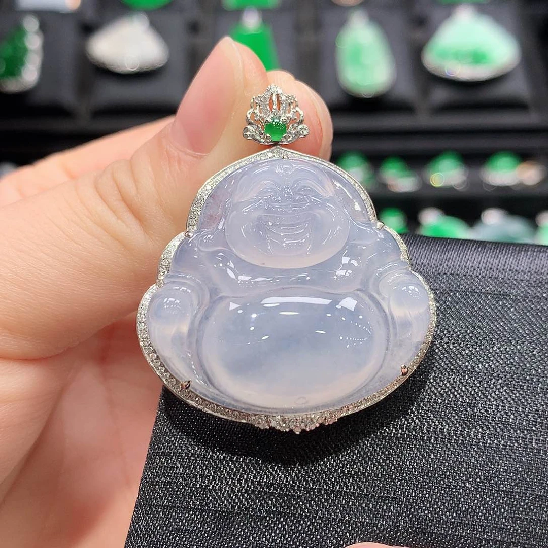 翡翠18K金镶嵌颈饰佛公