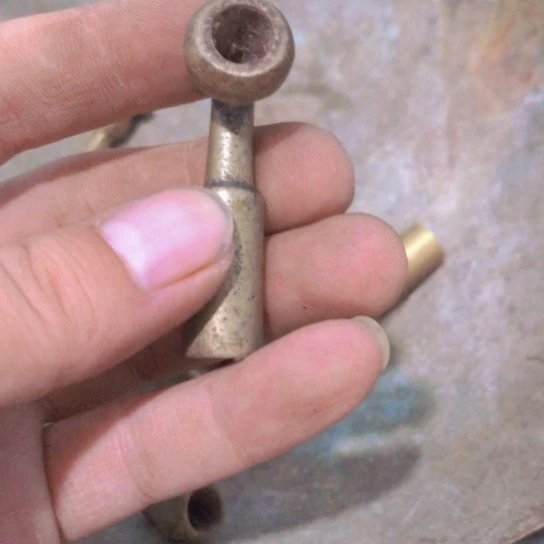 无***虑闪电购铜摆件工艺品