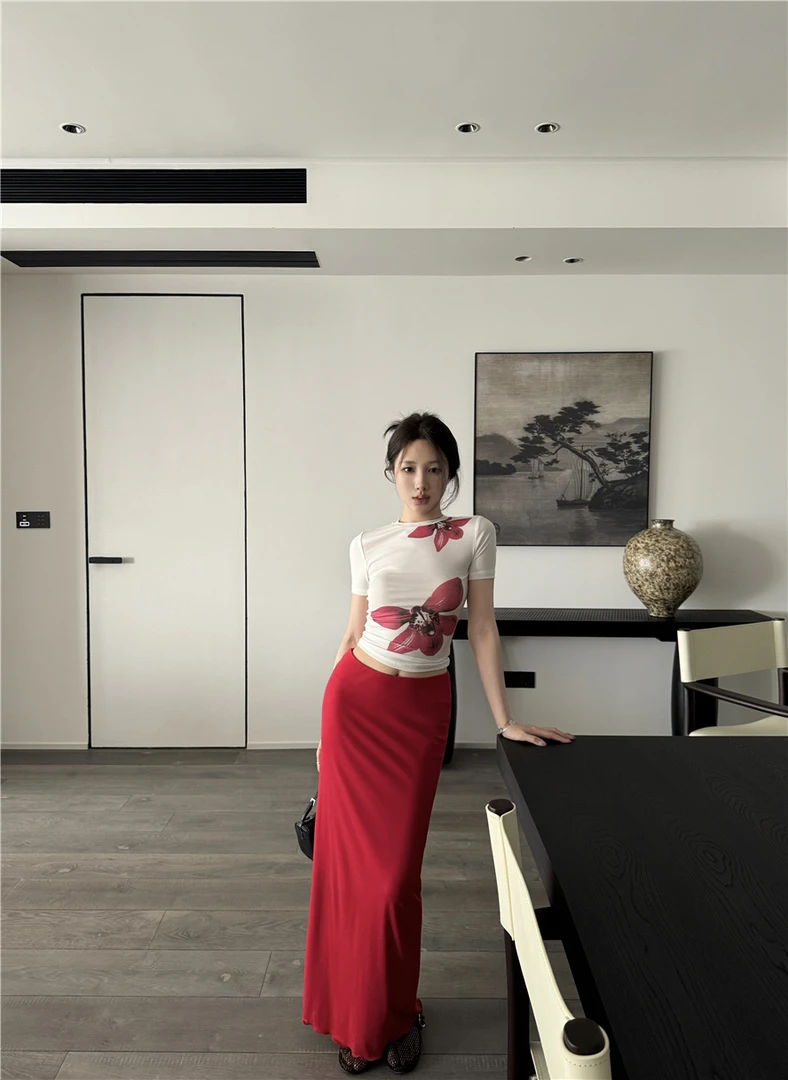 海岛风情白色印花T恤修身气质辣妹显瘦短袖上衣女长裙子两件套装