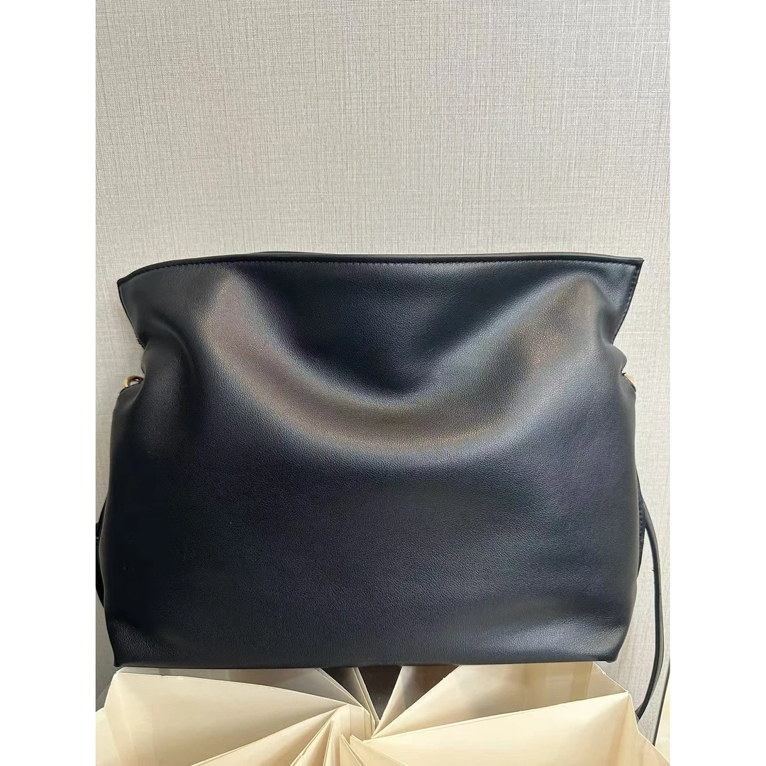 TOLEX2025新款手工百搭罗福袋休闲女包黑色中号30cm