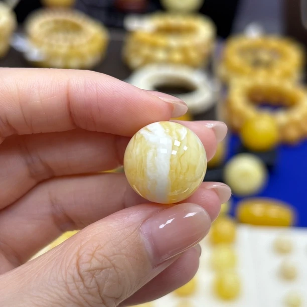 18.0mm 小妖珠宝天然原矿琥珀蜜蜡