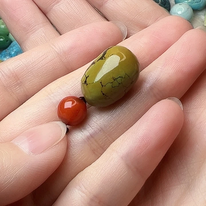 南红玛瑙未镶嵌颈饰
