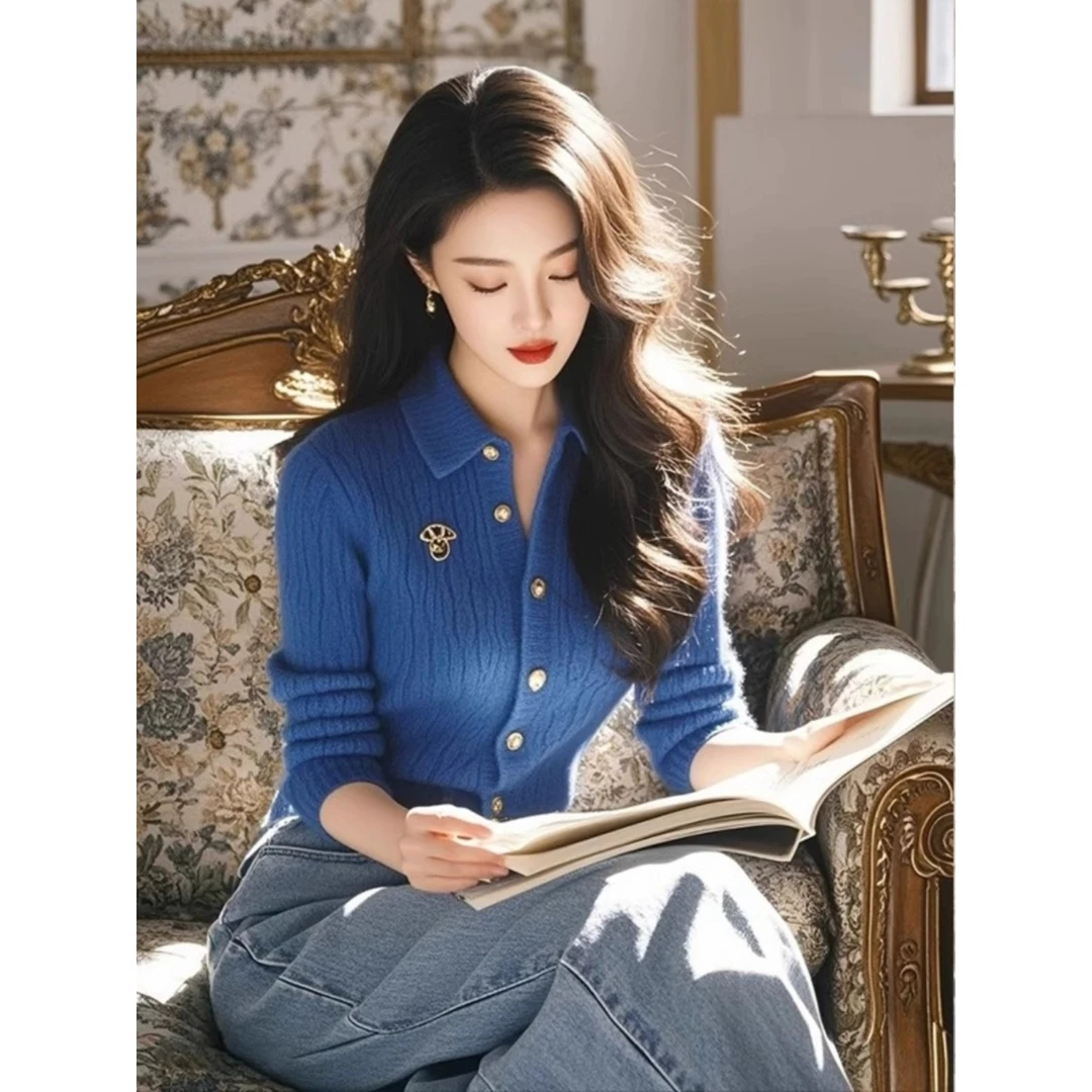 今年流行穿搭蓝色针织开衫polo领上衣气质名媛小香风毛衣女