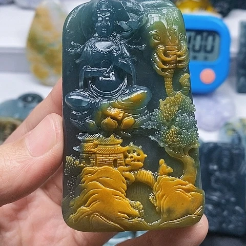 随***跑未镶嵌定制翡翠翡翠