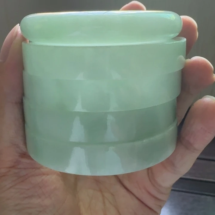 未镶嵌手镯定制翡翠多样性发一