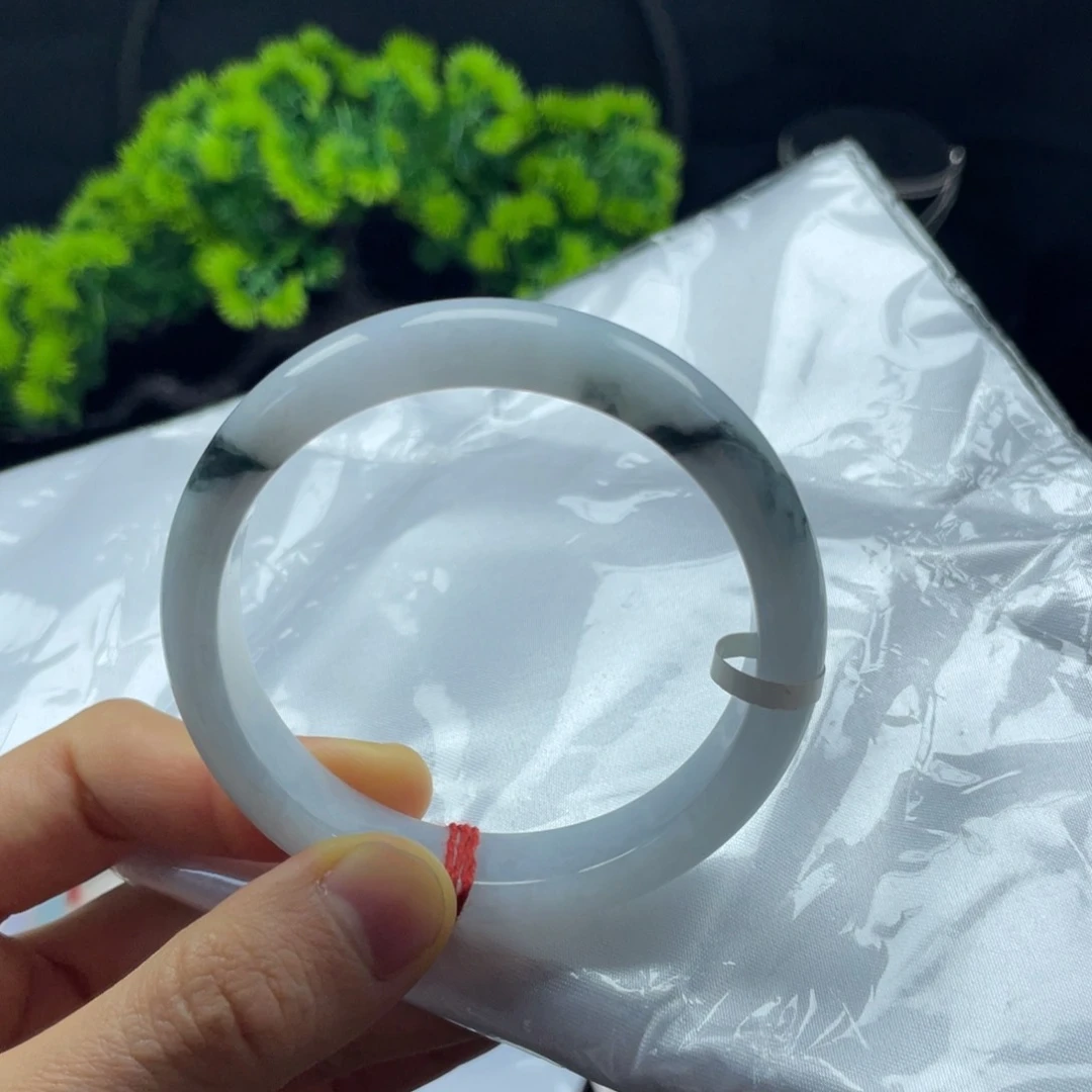 未镶嵌手镯翡翠天然翡翠手镯