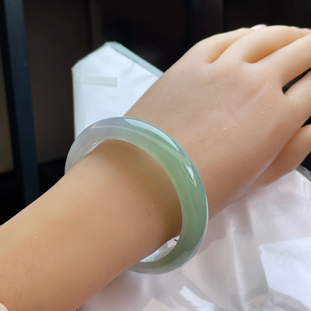 缅甸天然A货翡翠56圈口起冰飘花胶半山半水甜绿宽边手镯