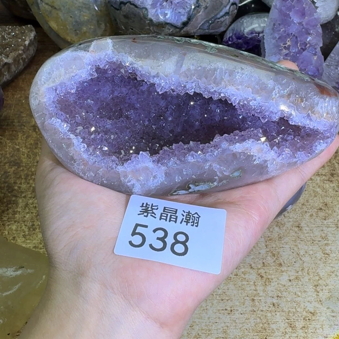 未镶嵌水晶大型摆件（非配饰）