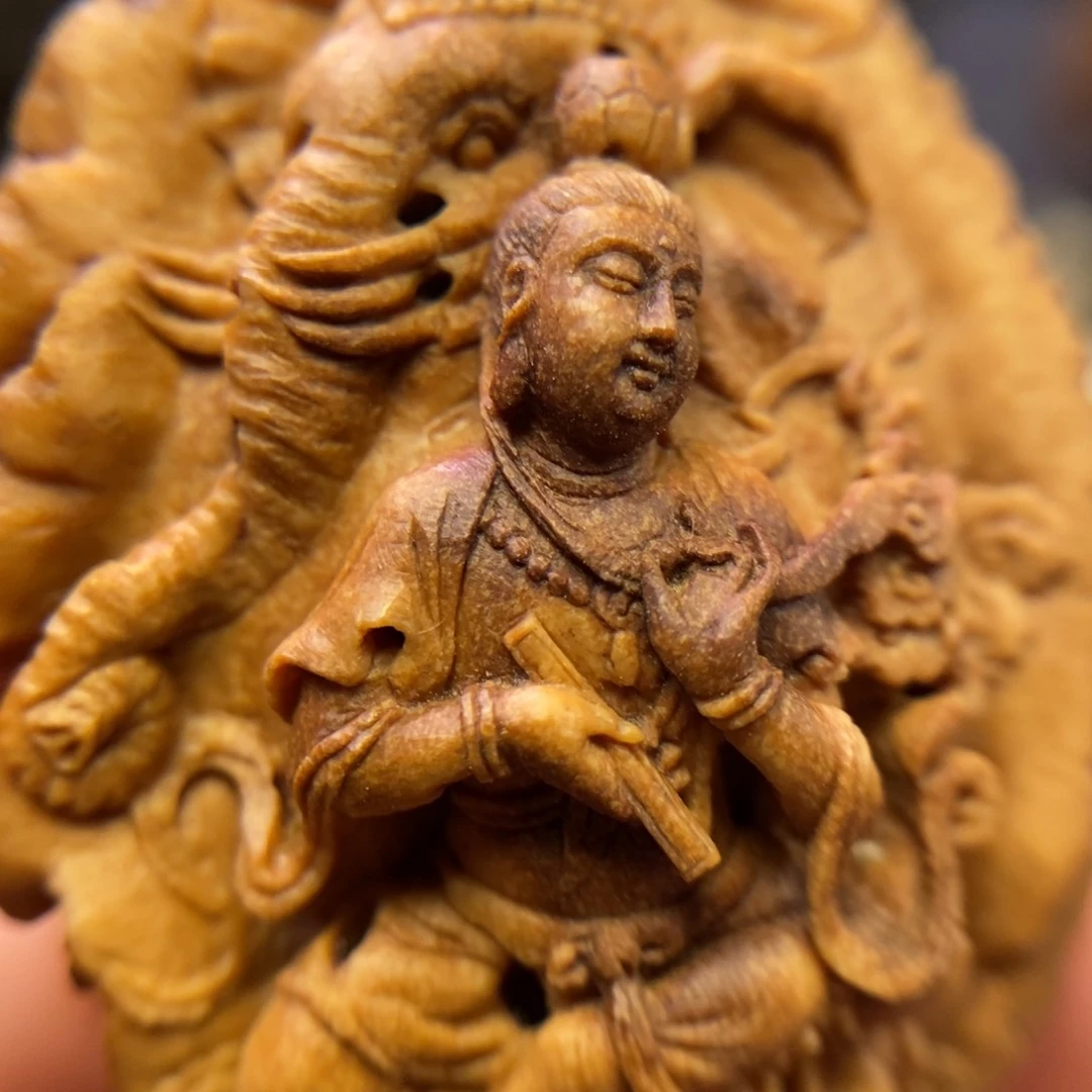 潍坊核雕桃核雕刻普贤菩萨