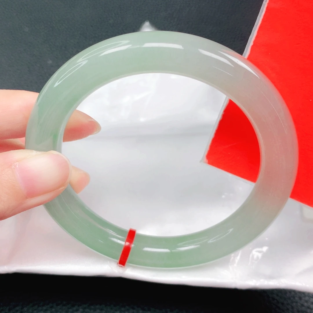 翡翠未镶嵌手镯59圈