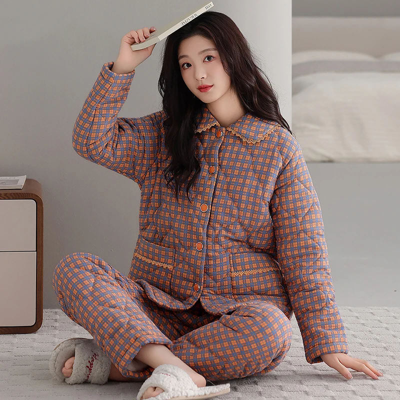 方领新款睡衣女冬三层夹棉内加绒加厚纯色简约加厚保暖家居服套装