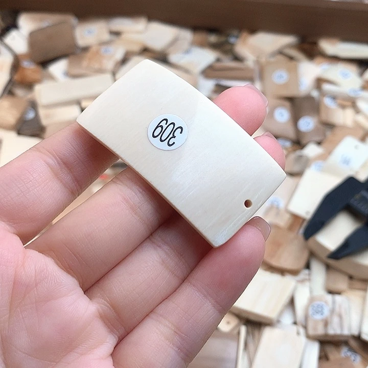 泥塑不打孔联系客服