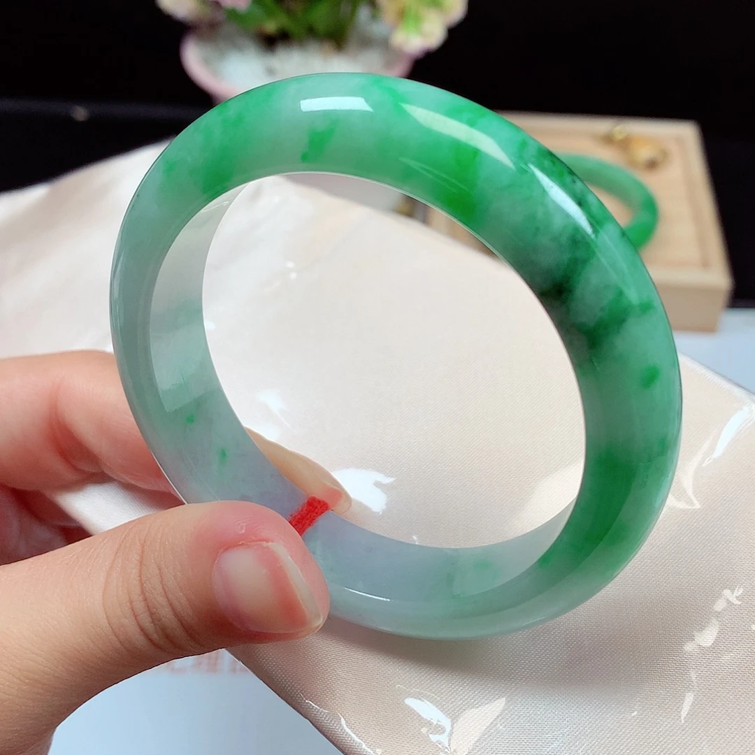 翡翠未镶嵌手镯1483