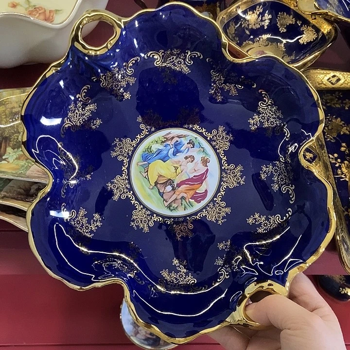 瓷片微瑕……………………………………