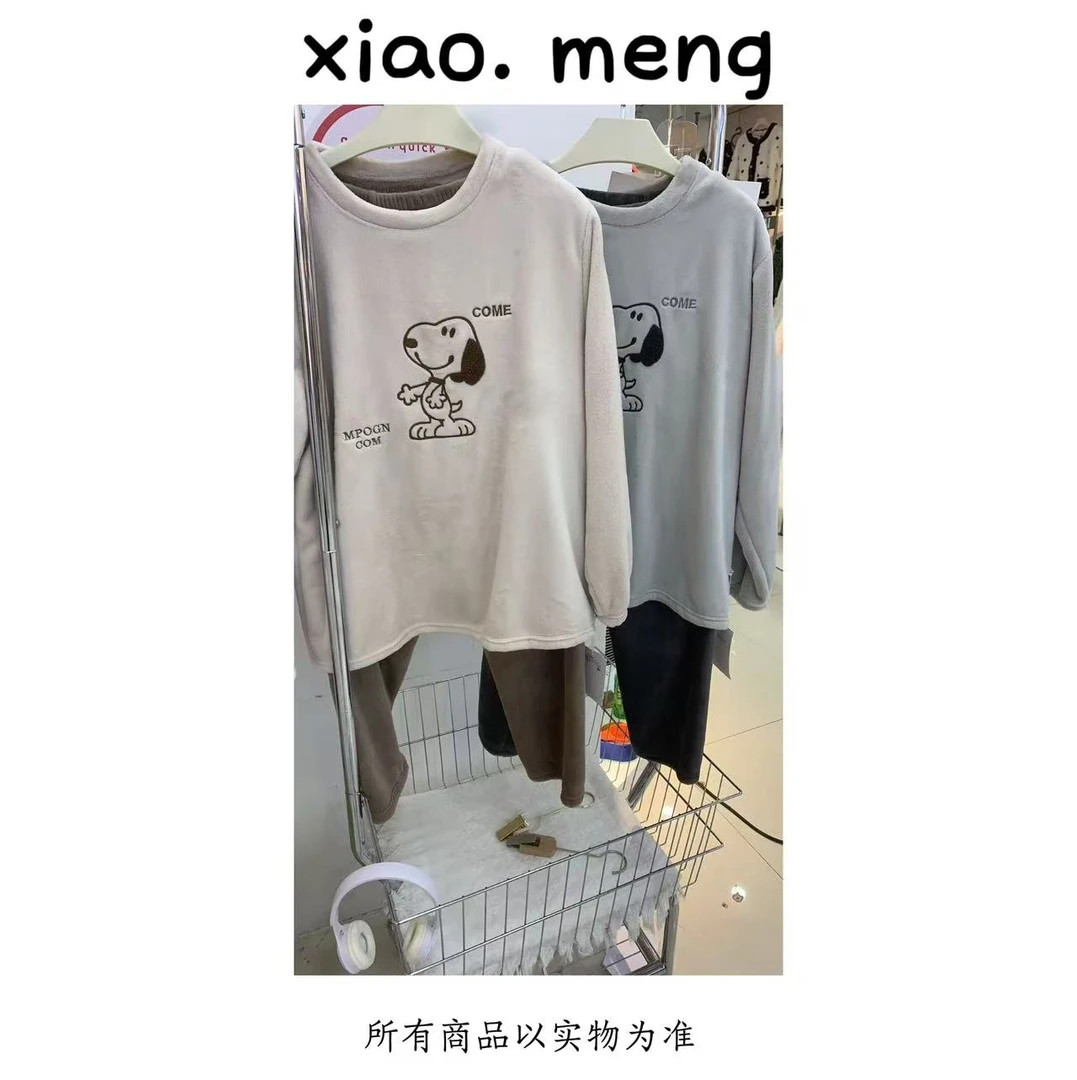 XP卡通刺绣图案圆领加厚家居套
