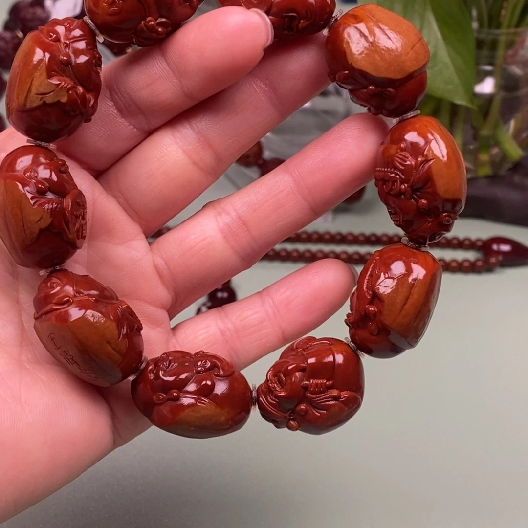 睿***宝木质橄榄核回血直播间