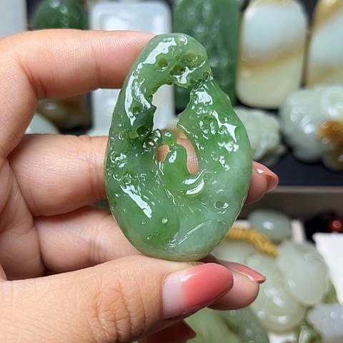 颈饰未镶嵌和田玉