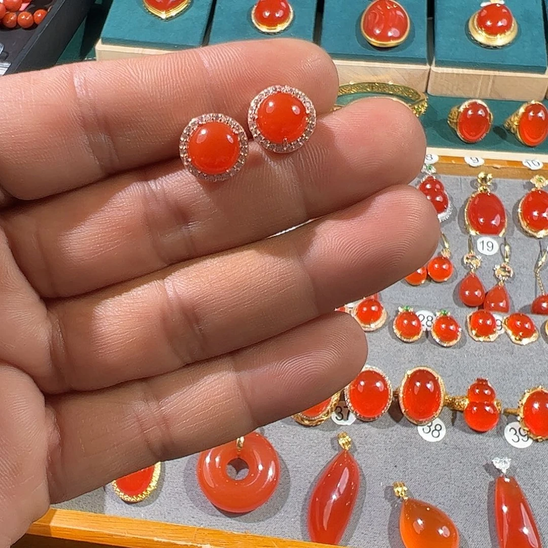 南红玛瑙银S925镶嵌耳饰