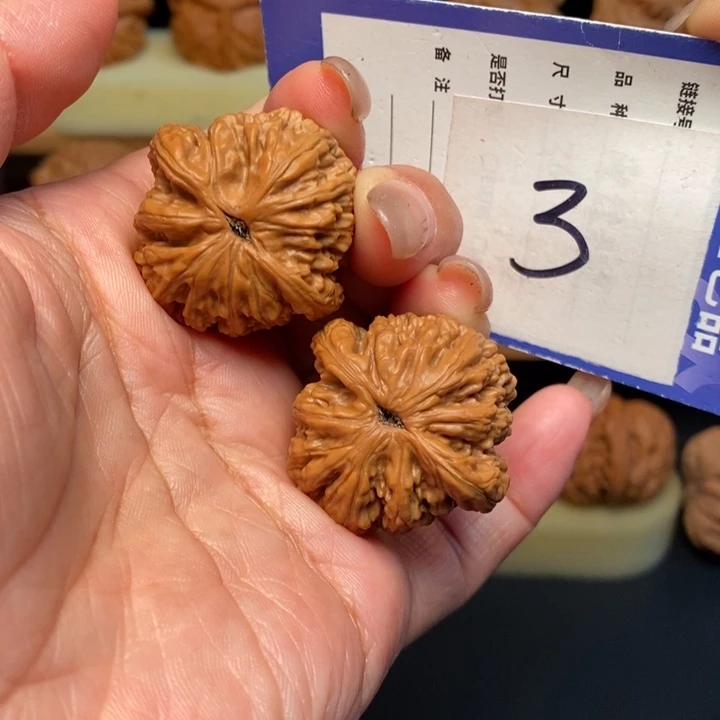 吊坠文玩核桃35全品麦虎