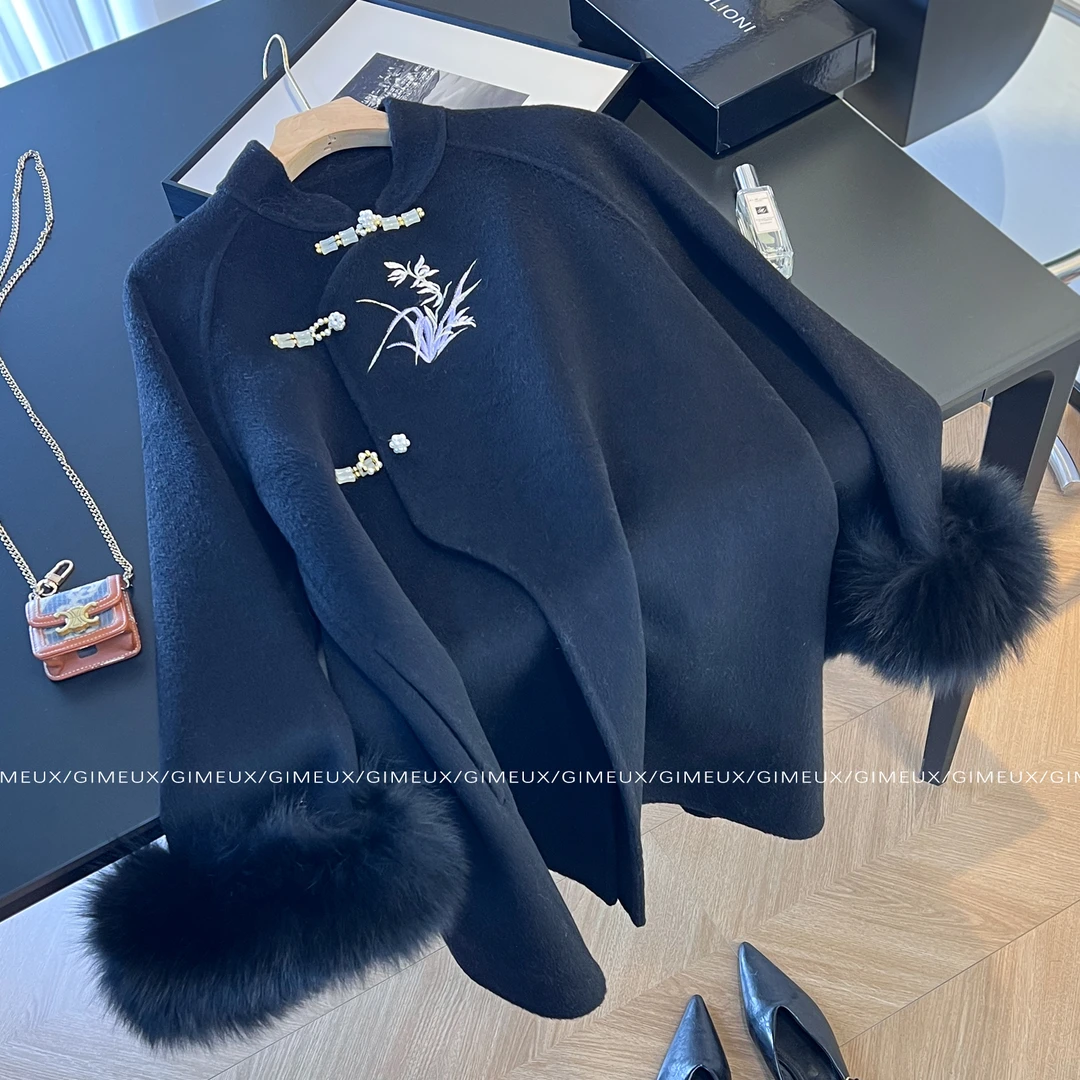 千金风高级感呢子大衣女2025冬季立领盘扣复古新中式刺绣毛袖外套