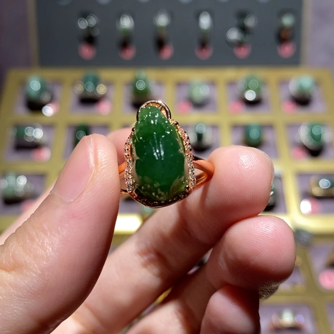 和田玉（碧玉）戒指未镶嵌