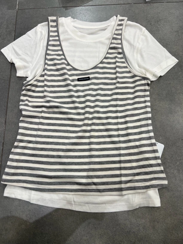 白短袖➕条纹背心两件套