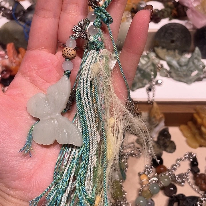 蛇纹石玉合金颈饰