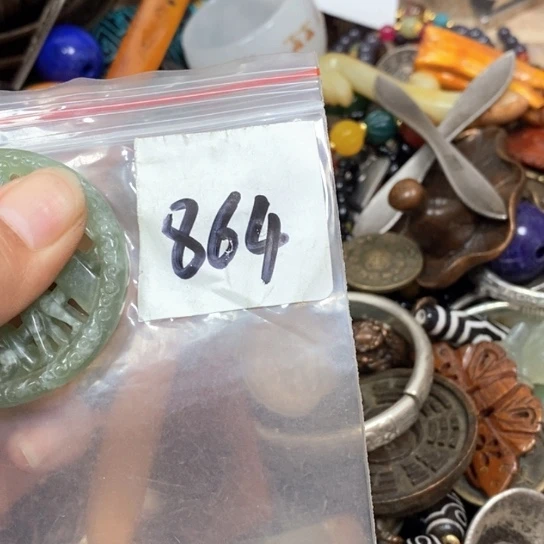 爱***色滴血莲花菩提吊坠