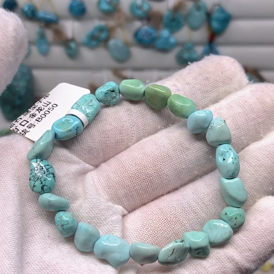 绿松石未镶嵌原矿