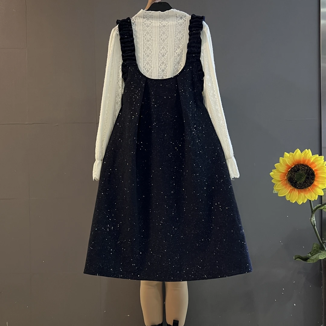 秋冬新款洋气宽松韩范蕾丝打底➕亮星背带裙两件套